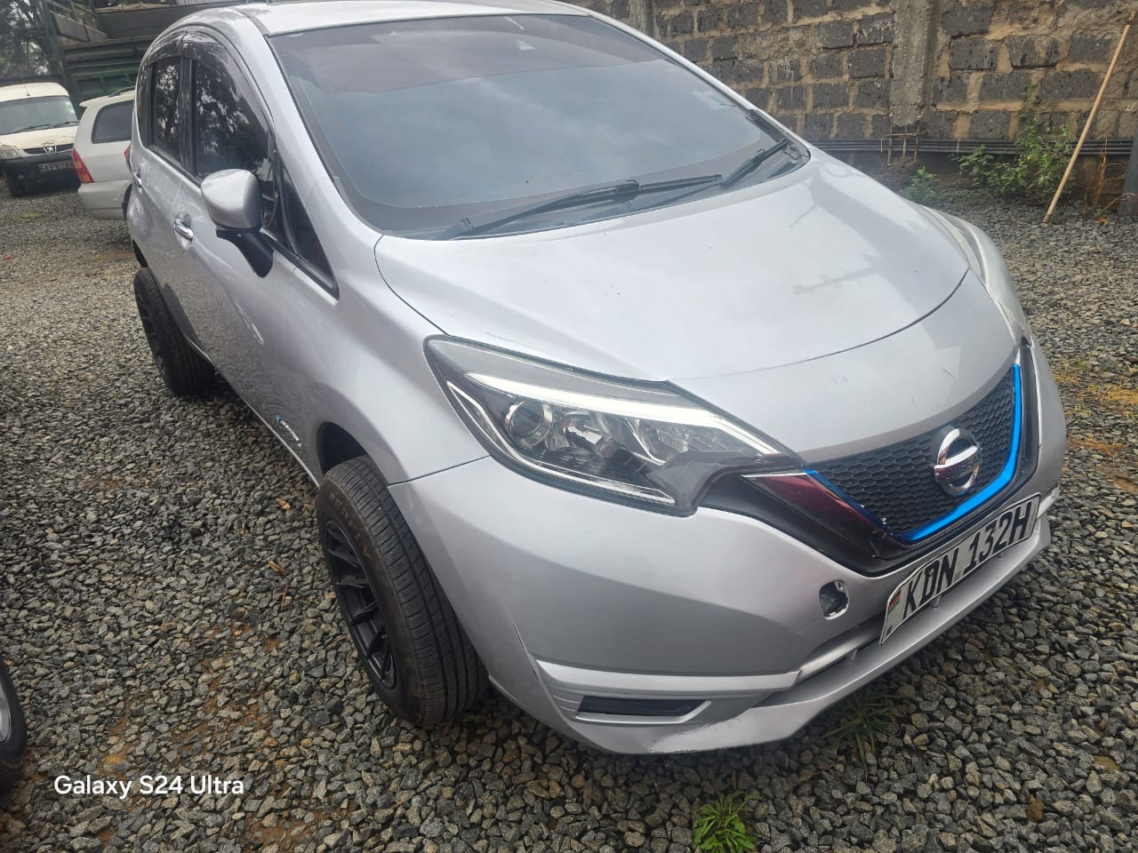 Nissan Note image 1